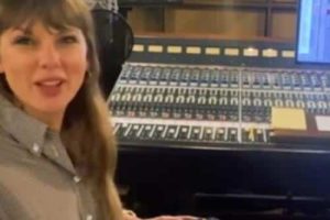 Taylor Swift a obtenu des « zoomies d&rsquo;auteur-compositeur » et a écrit la chanson de Toy Story 5 en quelques heures