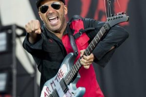 Tom Morello fustige les fans de musique « hypocrites » après un téléchargement controversé