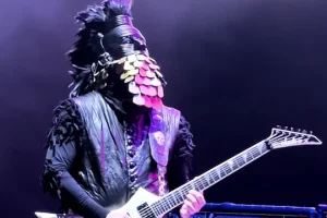 WES BORLAND de LIMP BIZKIT : « Nous sommes les plus grands que nous ayons jamais été en ce moment »