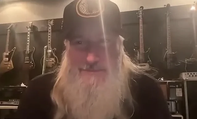 BLABBERMOUTH.NET