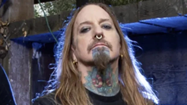 BLABBERMOUTH.NET