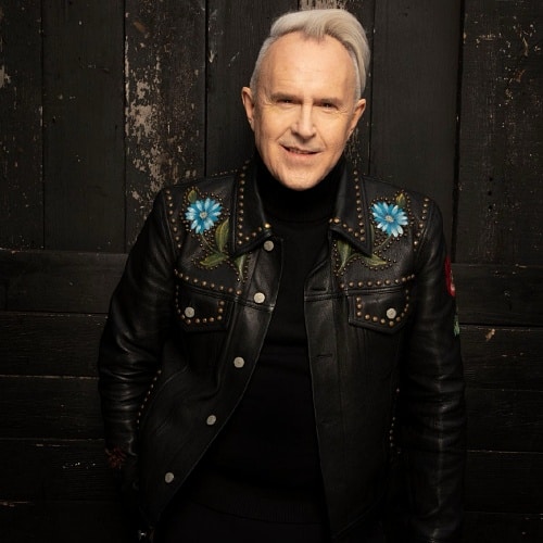 "David Bowie reconnaissant ce que je faisais m'a époustouflé" - Howard Jones