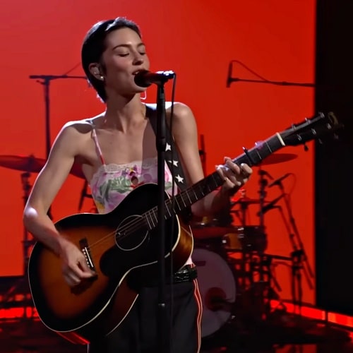 Gracie Abrams obtient son deuxième album numéro 1 avec Daughter From Hell