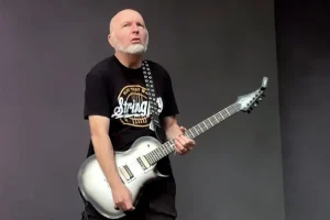 JACK OWEN dit qu&rsquo;il a eu « du mal » à essayer d&rsquo;écrire de la musique pour DEICIDE : « Je les ai toujours considérés comme une sorte de groupe influencé par SLAYER »