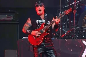 JEFF &lsquo;MANTAS&rsquo; DUNN n&rsquo;exclut pas la nouvelle musique de son groupe avec le co-fondateur de VENOM, ANTONY &lsquo;ABADDON&rsquo; BRAY