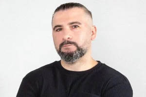 JOHN DOLMAYAN de SYSTEM OF A DOWN : « Chaque spectacle que nous jouons est toujours spécial pour nous, car il y en a si peu »