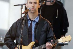 Jack Antonoff ne pense pas que les concerts « devraient être réservés aux enfants riches »