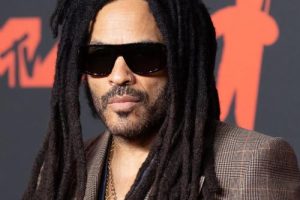 Lenny Kravitz et Questlove rendent hommage au regretté acteur Hal Williams