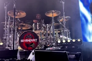 MORGAN ROSE de SEVENDUST : « C&rsquo;est le moment le plus fou pour ce groupe »