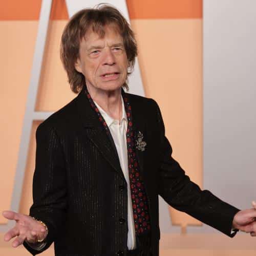 Mick Jagger regrette d'avoir suivi le conseil de John Lennon de ne pas rencontrer Elvis Presley