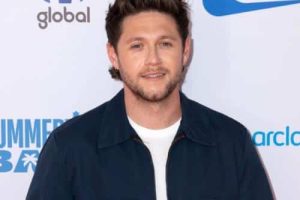 Niall Horan a surpris Ella Bright avec un duo Off Campus