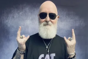 ROB HALFORD partage un message vidéo de félicitations à l&rsquo;occasion du 250e anniversaire de l&rsquo;indépendance des États-Unis d&rsquo;Amérique