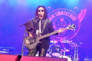 Voir GENE SIMMONS et son groupe solo se produire à Bensalem, Pennsylvanie