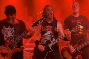 Regarder : LEFT TO DIE dédie son « rituel zombie » à CHUCK SCHULDINER, à d’autres membres de Late Death et à SHAUN GLASS au concert de Cracovie