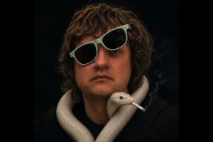 HENRIK PALM, ancien membre de GHOST, annonce son nouvel album solo « Idiot Plot »