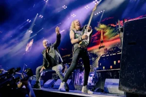 IRON MAIDEN partage un récapitulatif vidéo officiel et des photos de spectacles à guichets fermés à Toronto