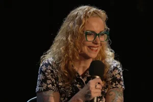 ANNEKE VAN GIERSBERGEN sur la réponse positive à la tournée du 30e anniversaire de THE GATHERING « Mandylion » : « Nous l&rsquo;espérions, mais nous ne nous y attendions pas »