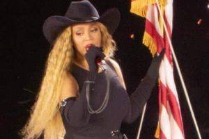Beyoncé promet 1 million de dollars pour les secours suite au tremblement de terre en Colombie