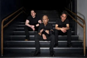 DANKO JONES ne croit pas vraiment que toutes les chansons de son groupe sonnent de la même manière : « Les références » dans la musique « sont vraiment variées et très particulières »
