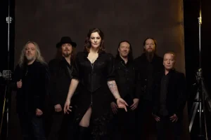 FLOOR JANSEN dit que NIGHTWISH est toujours « en attente temporaire » : « Il n&rsquo;y a rien de prévu » pour le groupe