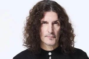 FRANK BELLO : « ANTHRAX est vraiment bien placé en tant que groupe » en ce moment