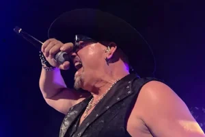 GEOFF TATE « J&rsquo;aimerais apprendre à cuisiner davantage » : « J&rsquo;aime la nourriture. J&rsquo;aime manger.&rsquo;
