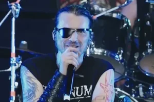 JEFF BECERRA de POSSESSED veut sortir un nouvel album chaque année à l&rsquo;avenir