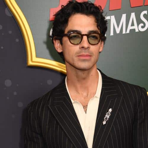Joe Jonas a subi des crises de panique après la sous-performance de son premier album solo