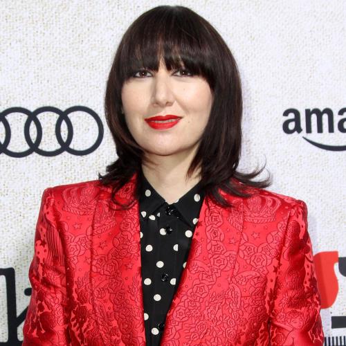 Karen O manque le concert de Daisy Chain Fields en raison d'une « urgence familiale »