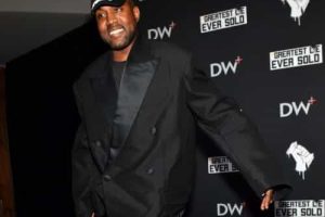 Le retour prévu de Kanye West en Russie est plongé dans le chaos alors que le stade de Saint-Pétersbourg se retire d&rsquo;accueillir ses spectacles à guichets fermés