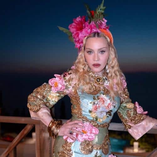 Madonna fête ses 68 ans à Corfou
