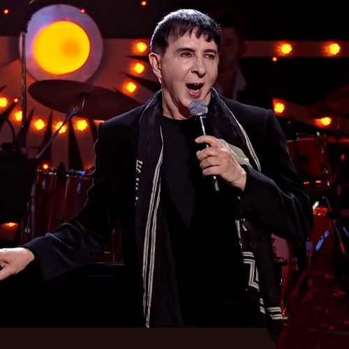 Marc Almond revient sur le nouvel album doux-amer de Soft Cell