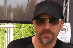 NICK HOLMES de PARADISE LOST : « Nous n&rsquo;avons toujours aucun problème à nous qualifier de groupe de « metal gothique »