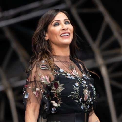 Natalie Imbruglia "chanceuse" d'éviter le côté "exploiteur" de l'industrie musicale