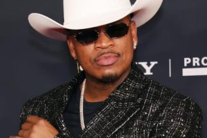 Ne-Yo poursuivi en justice pour attaque « vicieuse » de chien