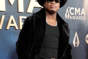 Ne-Yo révèle que le chèque Let Me Love You lui a permis de mettre sa mère à la retraite