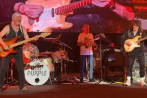 RITCHIE BLACKMORE lors de ses retrouvailles sur scène avec DEEP PURPLE : ce fut un « moment très émouvant » et « émouvant »