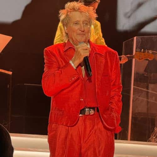 Rod Stewart annule son deuxième concert après avoir subi une « procédure médicale »