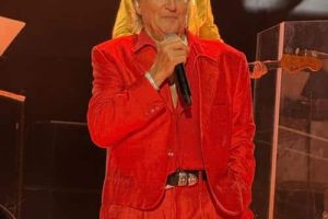 Rod Stewart reprogramme son concert quelques heures avant le début du spectacle