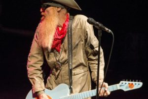 ZZ Top revient sur scène quelques jours après la mort du batteur Frank Beard