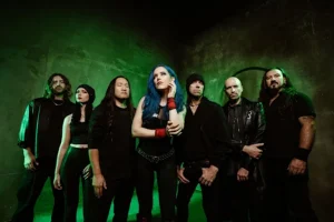 DRAGONFORCE annonce un nouvel album éponyme et partage le single « Hunger Of The Beast »