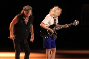 Regarder : AC/DC se produit à Philadelphie lors de la tournée « Power Up » 2026