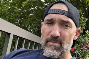 CLINT LOWERY n&rsquo;essaie pas de prédire quand se terminera SEVENDUST : « Je pense que Dieu fera ça pour moi »