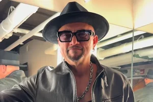 GEOFF TATE à propos de son interprétation complète de l&rsquo;album « Operation: Mindcrime » pour la dernière fois : « Je me sens émotionnellement épuisé après chaque concert »