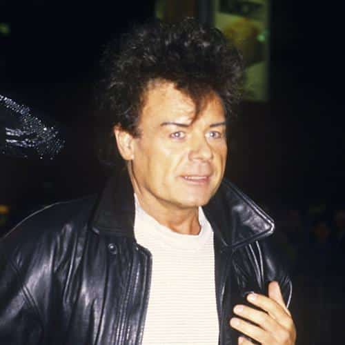 Gary Glitter plaide non coupable de délits sexuels historiques