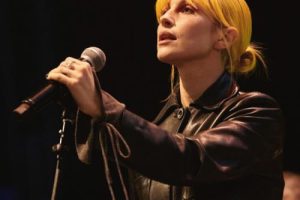 Hayley Williams fait preuve de solidarité envers les artistes disparus de la tournée d&rsquo;Ed Sheeran