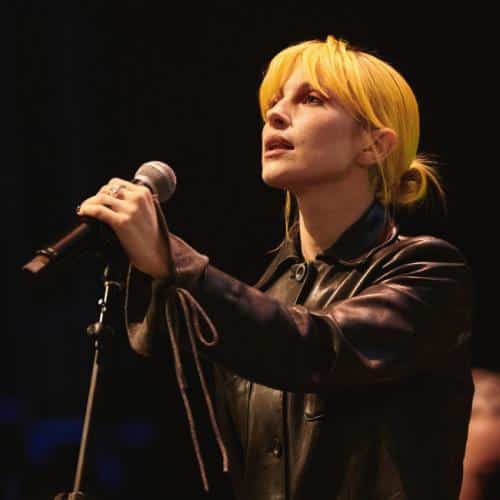 Hayley Williams fait preuve de solidarité envers les artistes disparus de la tournée d'Ed Sheeran
