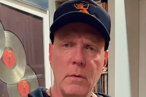 JAY JAY FRENCH à propos de l&rsquo;absence de TWISTED SISTER du ROCK AND ROLL HALL OF FAME : « Nous n&rsquo;obtenons pas le respect que nous devrions obtenir »