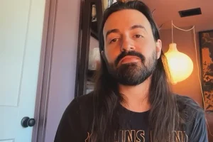 JAY WEINBERG parle de « chercher une thérapie » après le tir de SLIPKNOT : « Cela a finalement semblé être le déverrouillage d&rsquo;une porte »