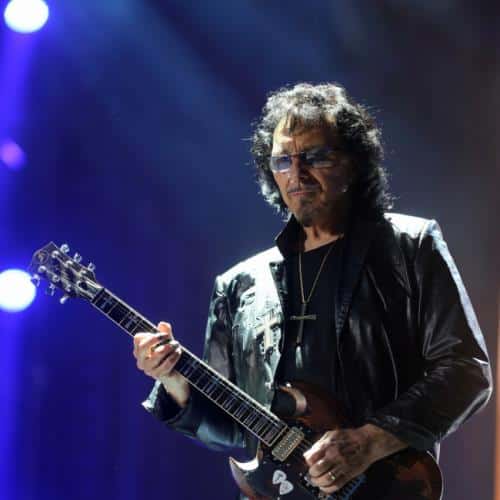 James Hetfield a salué Tony Iommi comme le « Seigneur du Riff »